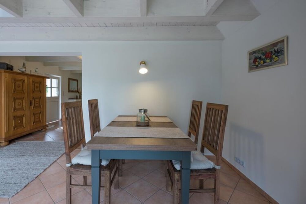 Charmantes Reetdachhaus in Lehe