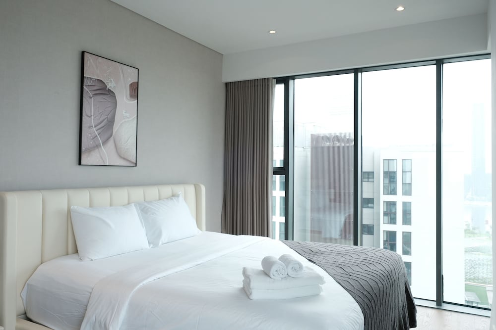Metropole The Crest Thu Thiem Apartment