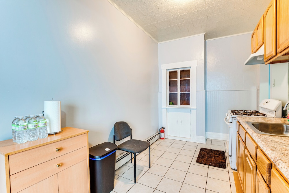 8 Mi to Nyc: Pet-friendly Apt in Jersey City!