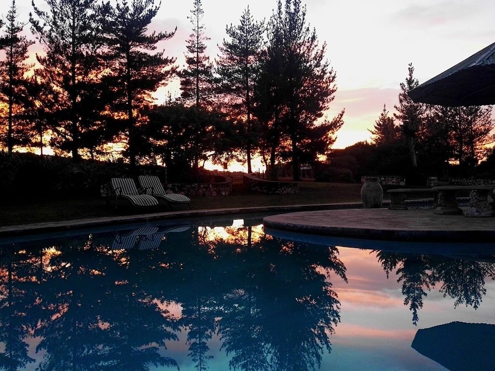BOTTERKLOOF RESORT