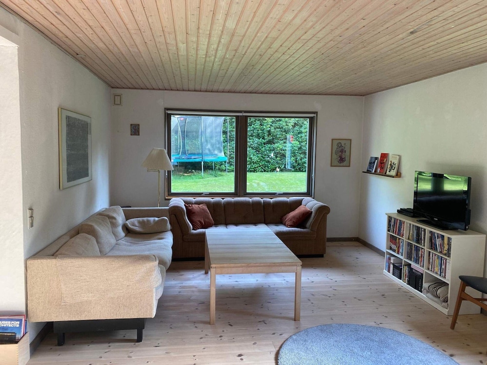 Seaside Retreat in Dronningmolle-by Traum