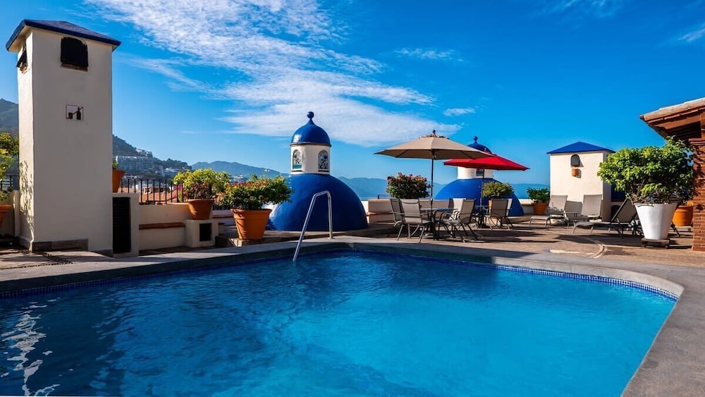 Ocean View 2Br Condo-balcony-beach-pool - 603