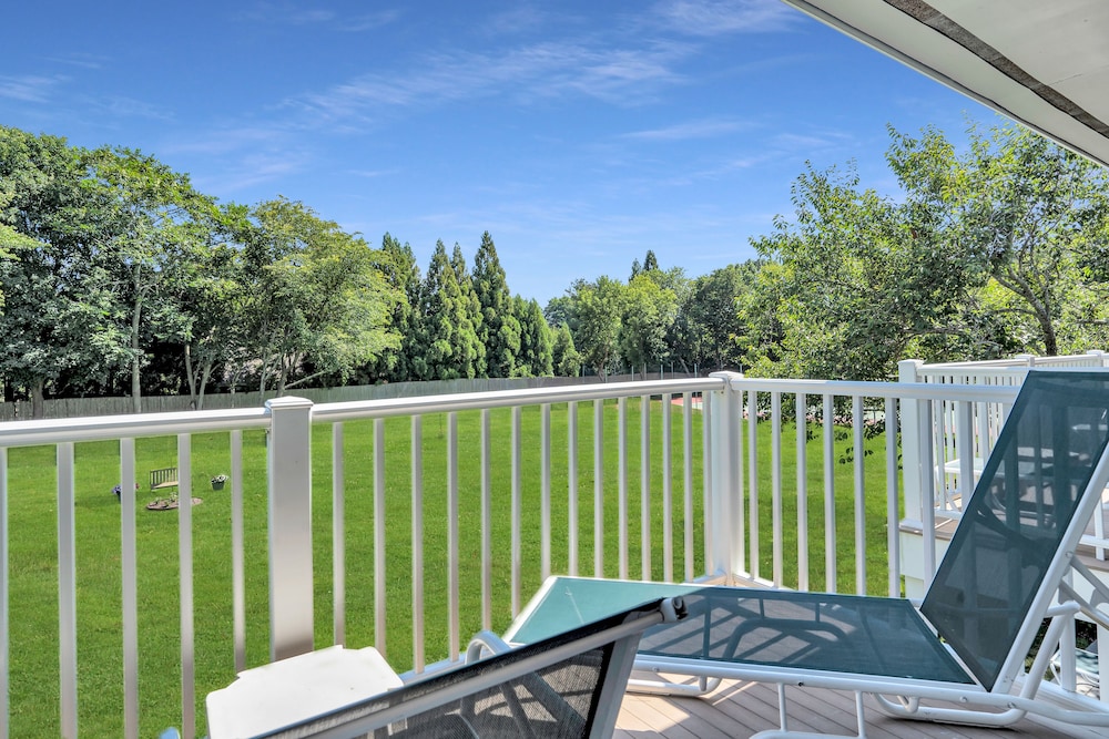 East Hampton House Resort