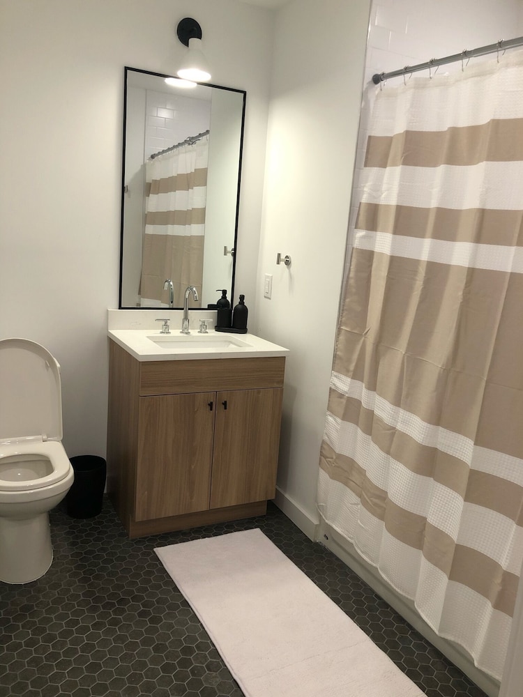 Modern 3 BR Loft -shared Deck - gym - Mins to NYC, Billede 11