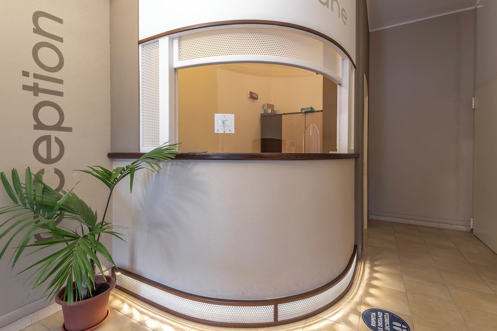 Stylish Residence Le Fontane 1 Bedroom Apartment Sleeps 3 Persons view 2