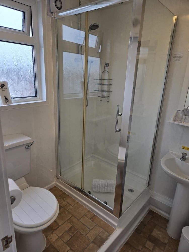 Q Accommodation