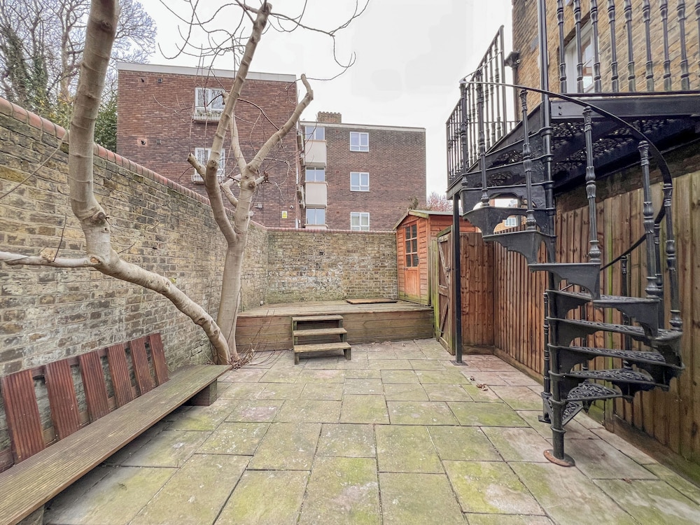 Historic 3-Bedroom Home in the Heart of Greenwich