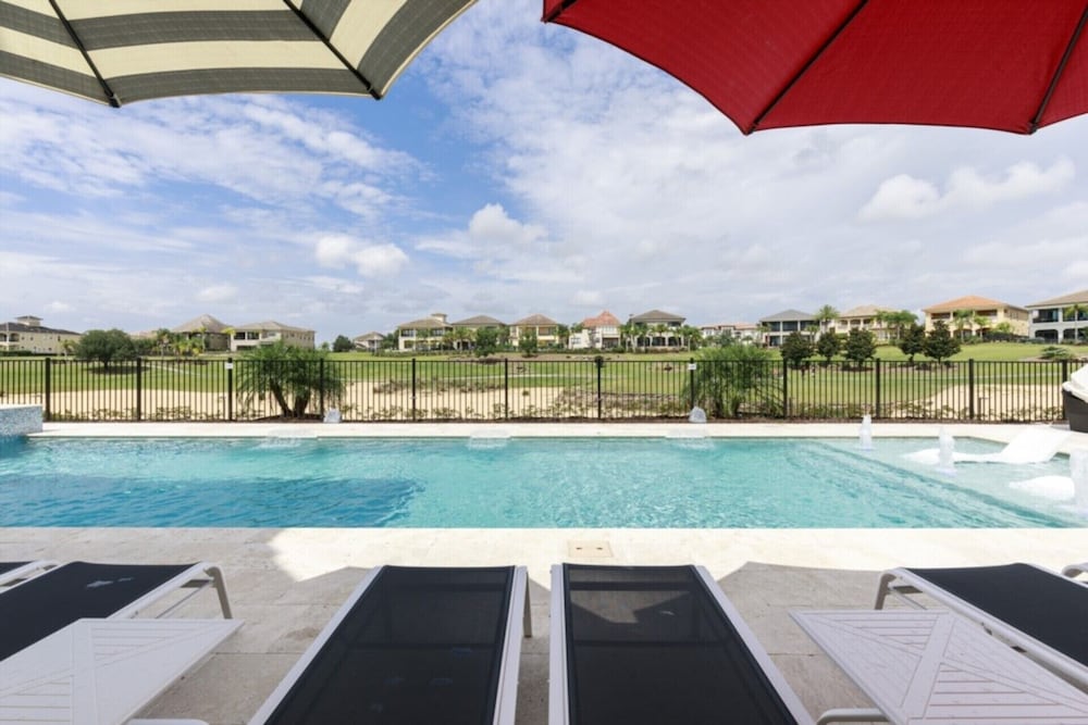 Beautiful Mansion With Private Pool, Close to Disney, Orlando Mansion 1574 - Image 2