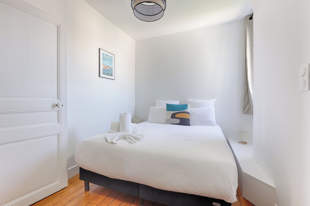 Apartments in Champigny-Sur-Marne - 30 minutes from Disneyland