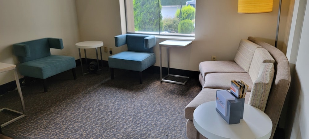 Birmingham Vacations - Sleep Inn Bessemer Helena - Property Image 3