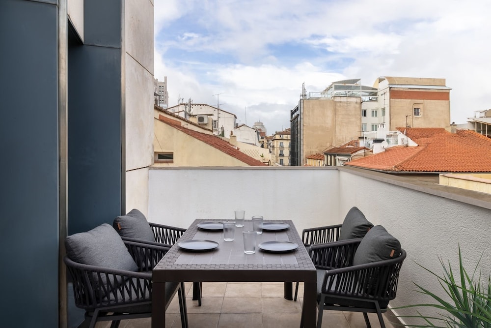 Dono - 3 Bedrooms Apartment in Chueca