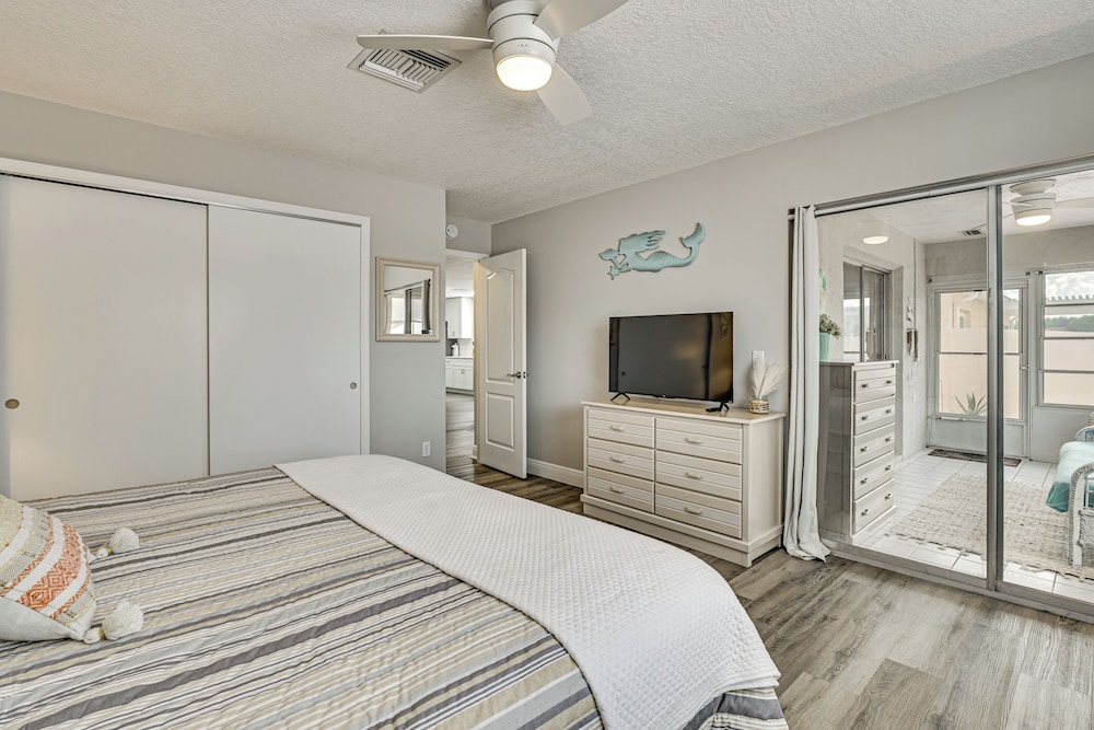 Renovated Villa Btwn Lake Sumter & Spanish Springs
