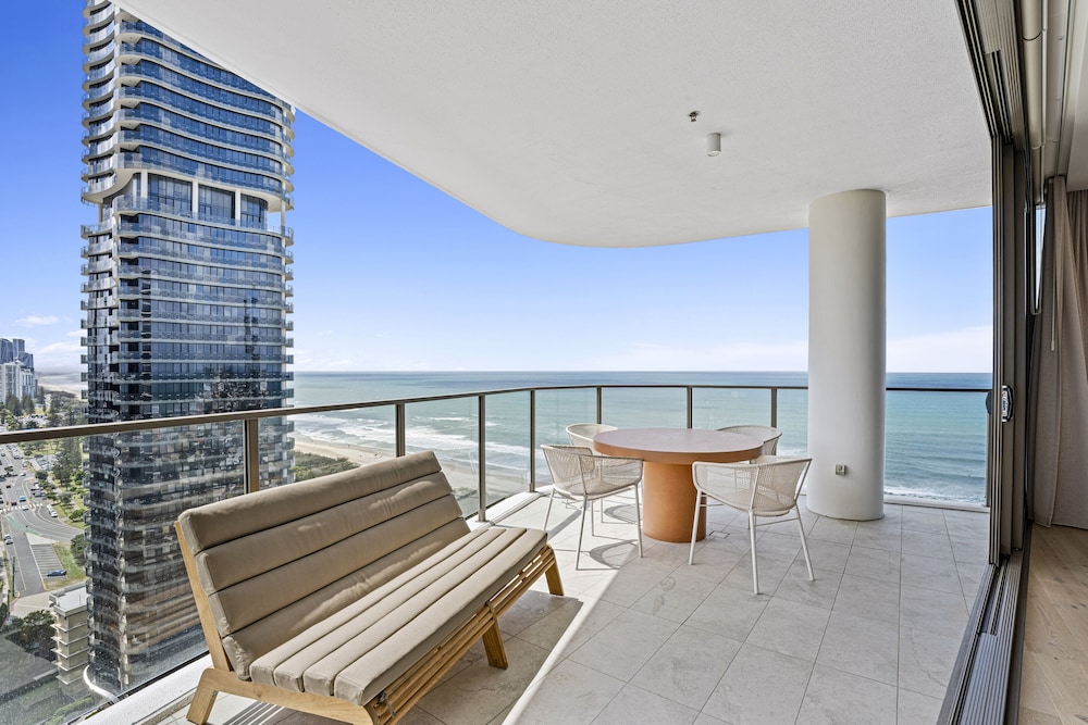 Mermaid Beach Vacations - Dawn - GCLR - Property Image 4