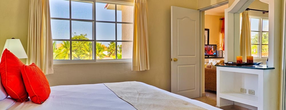 Lifestyle Crown Residence Suites - All Inclusive - Property Image 25