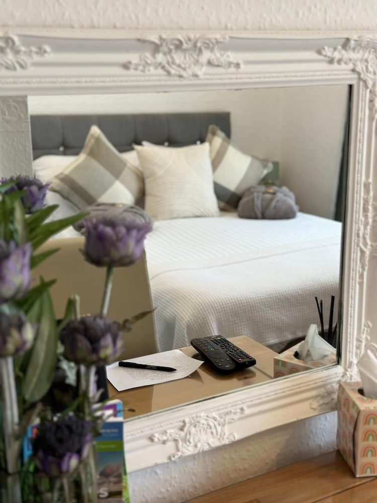 Abbey House Bed and Breakfast