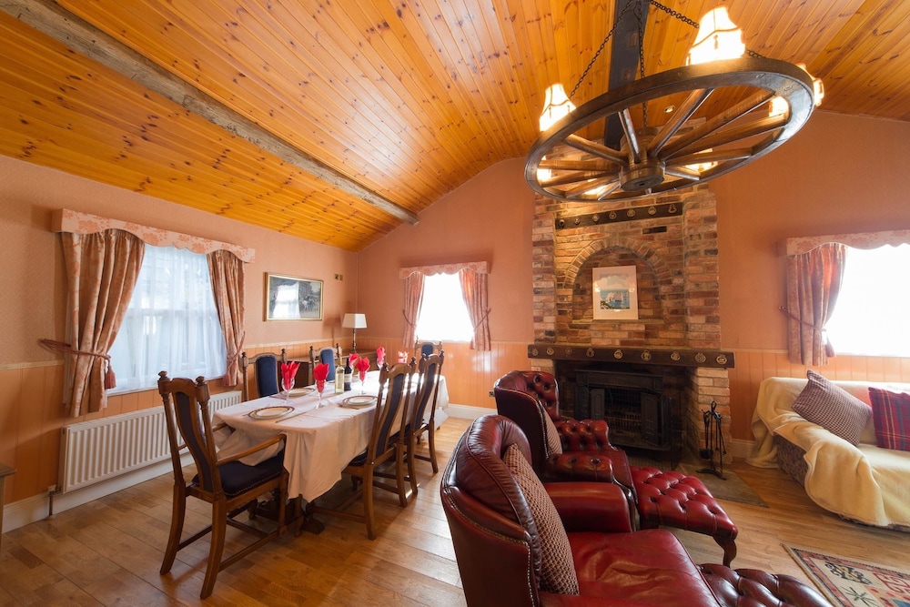 Herston Log Cabins and Holiday Lodges