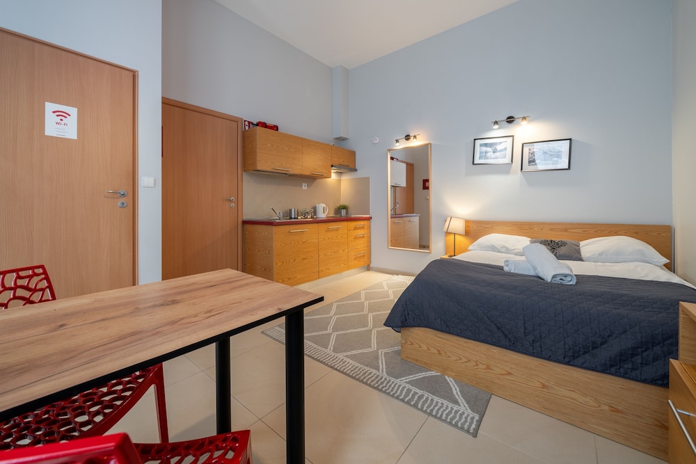 RentPlanet - Apartamenty Brzozowa