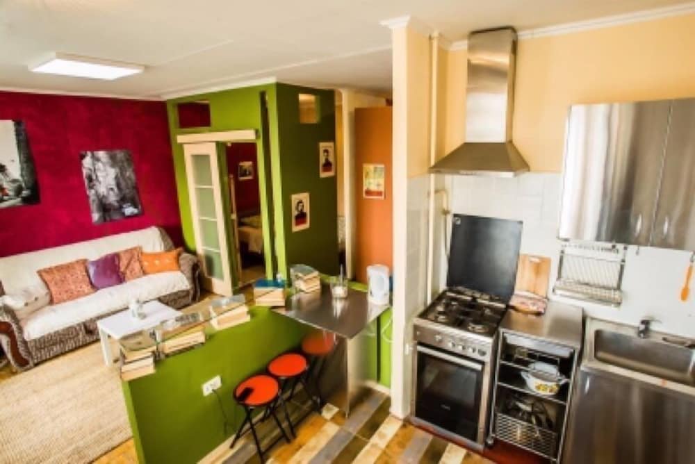 Apartment on Novokuznetskaya 6