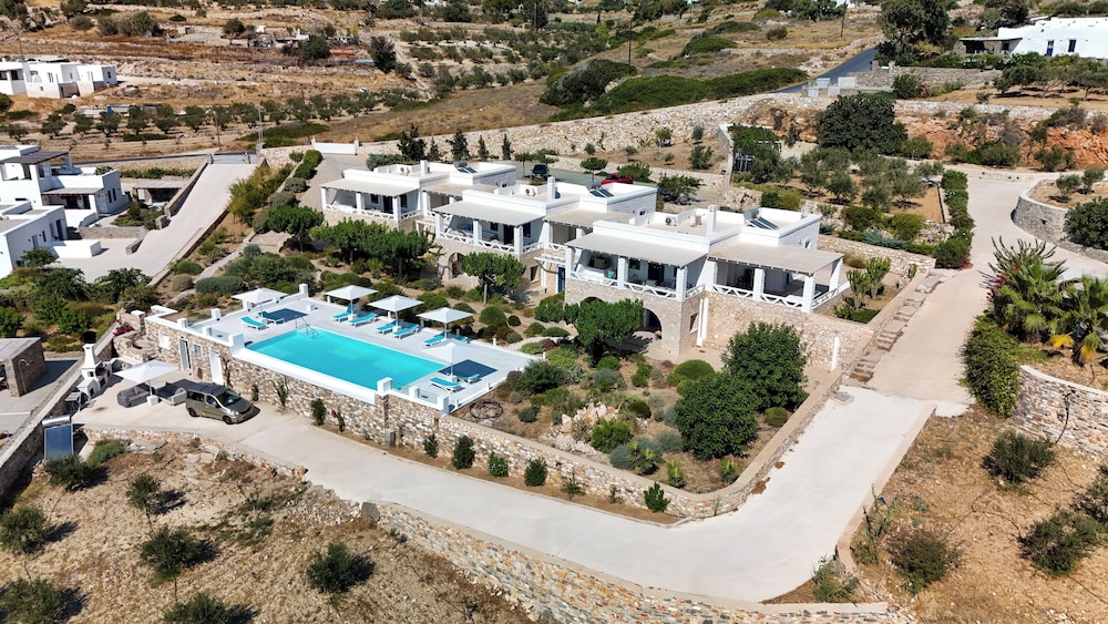 Kriolithos Houses