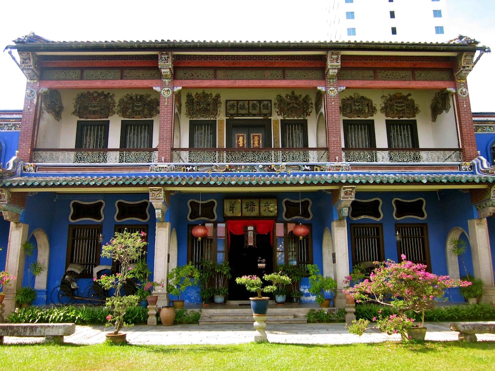 Cheong Fatt Tze - The Blue Mansion 100