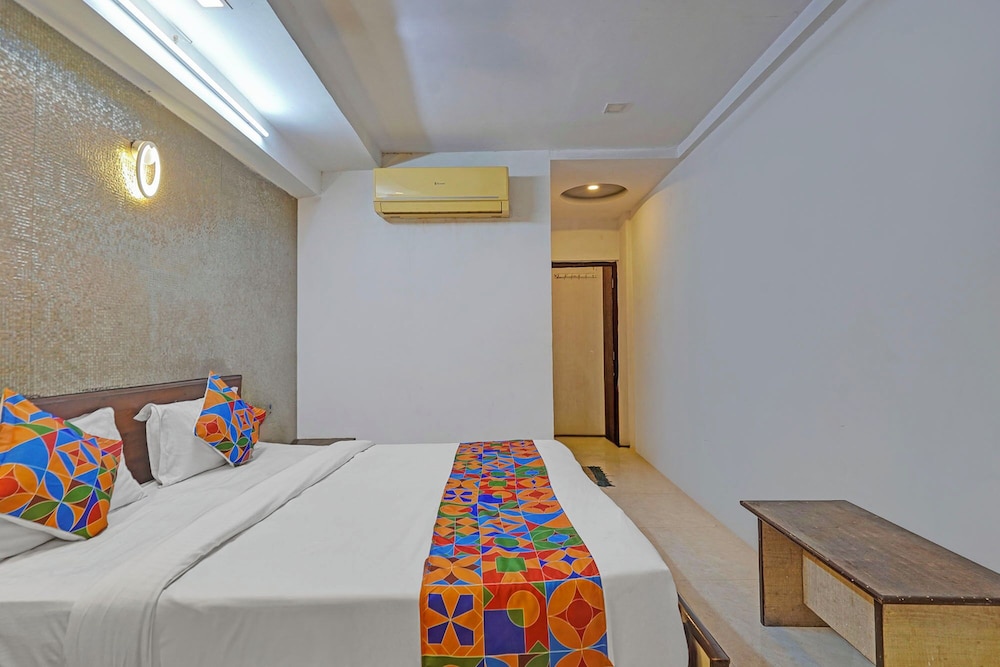 Fabhotel Liberty