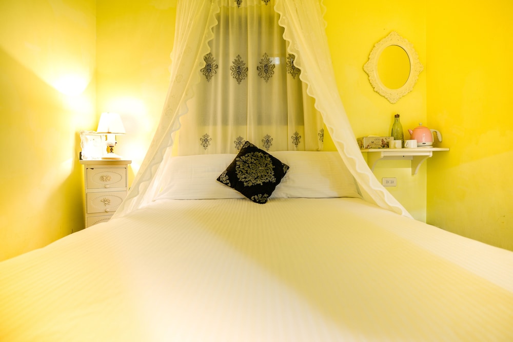 Rabbit house hotel