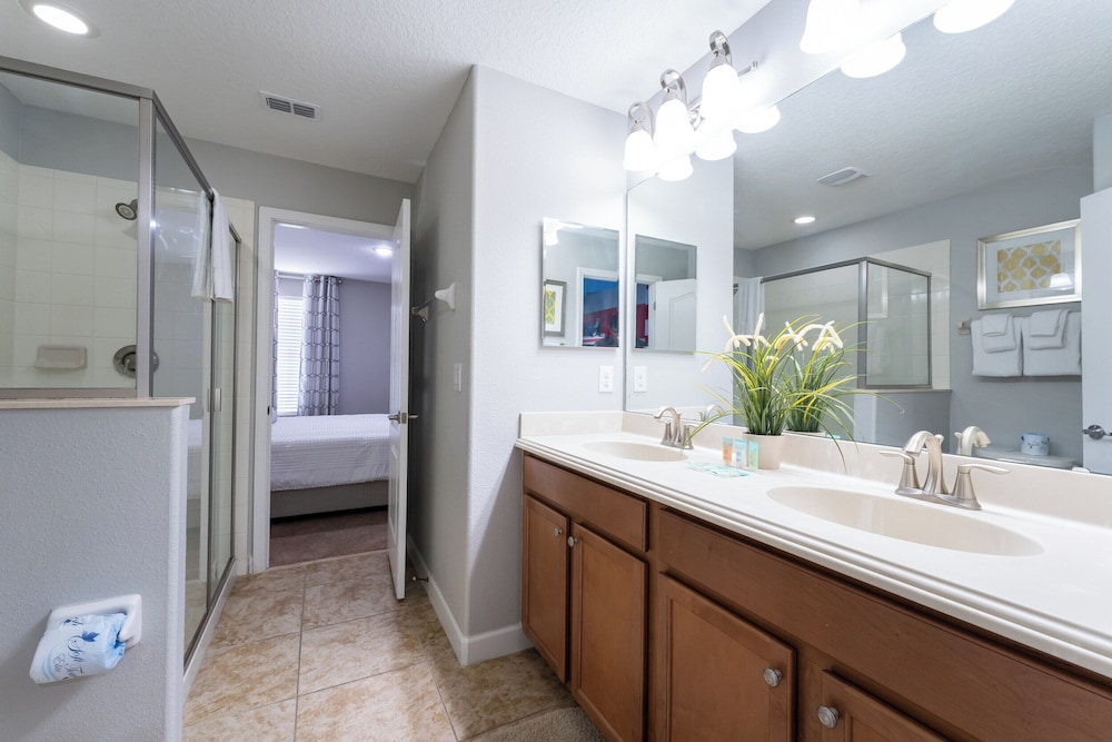 9BR Family Villa Pool Near Disney