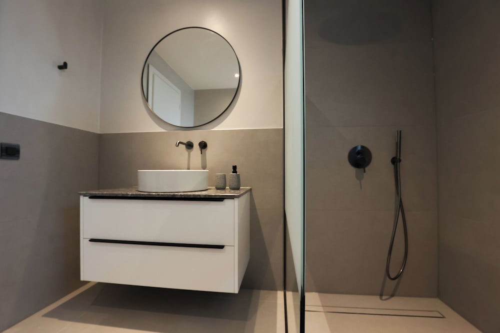 Limi Deluxe Suites