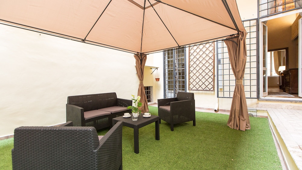 Rental in Rome Coronari Luxury Terrace