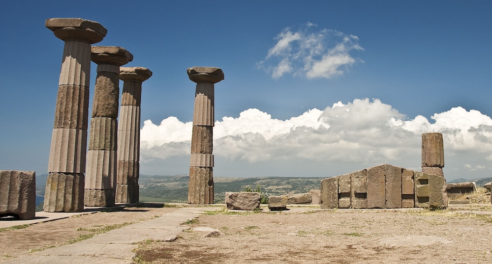 Assos Nar Konak