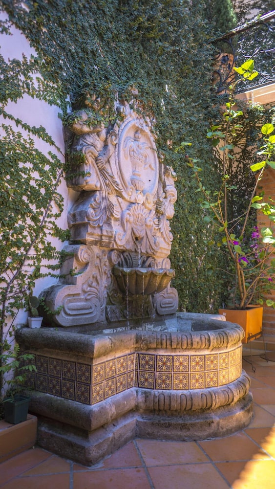 Hotel Boutique Casa Alegre Art Gallery
