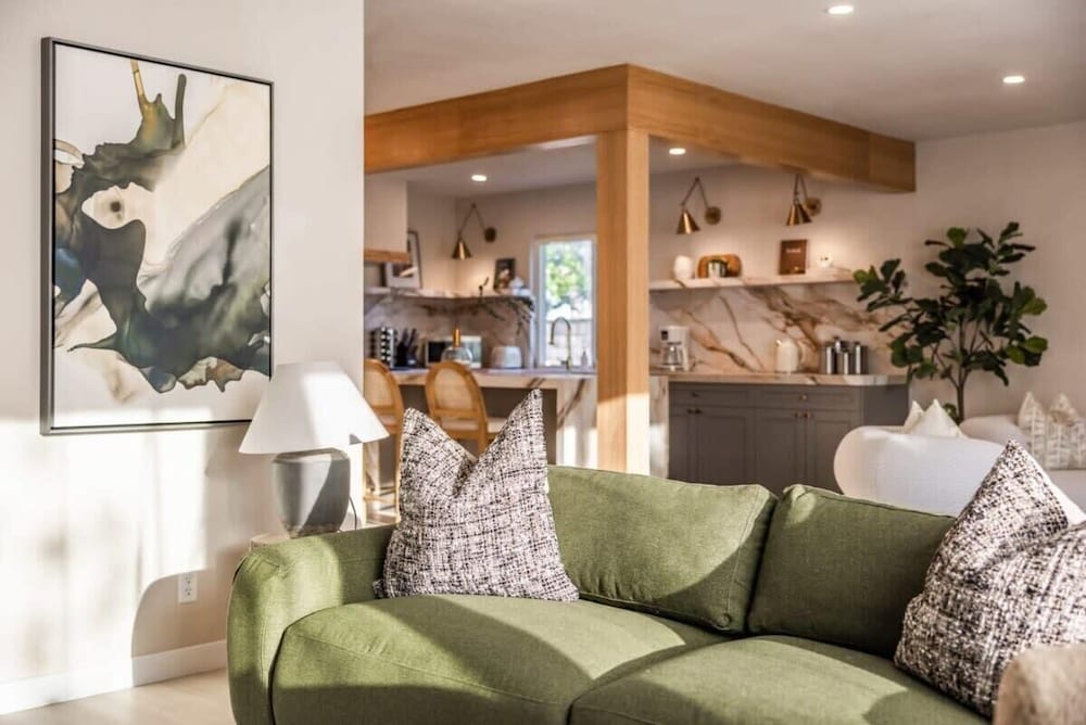 @ Marbella Lane - Vibrant & Chic Designer Home