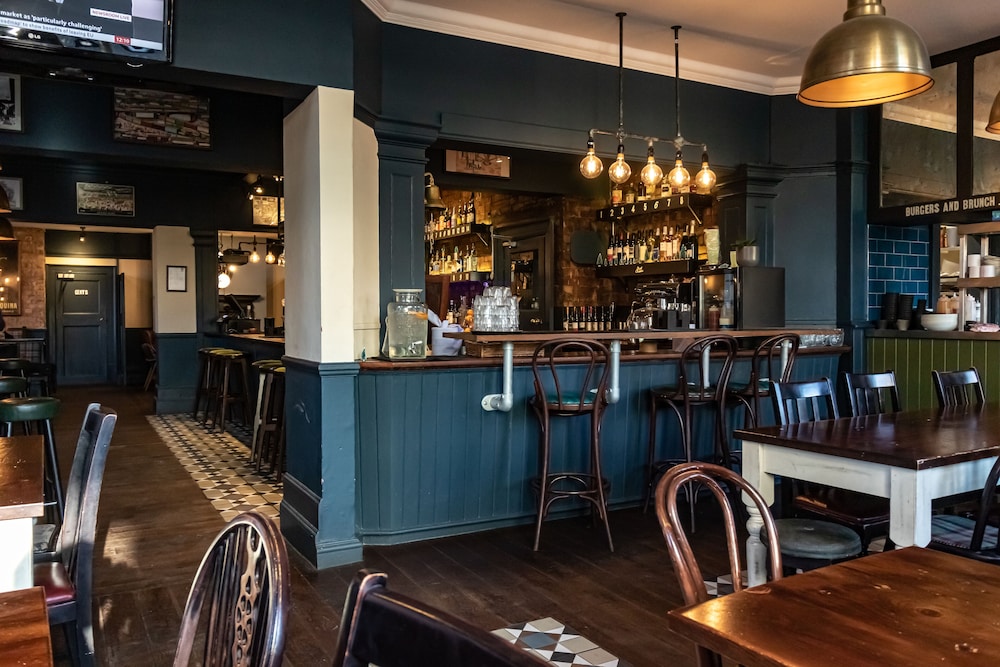 PubLove @ The Steam Engine - Hostel