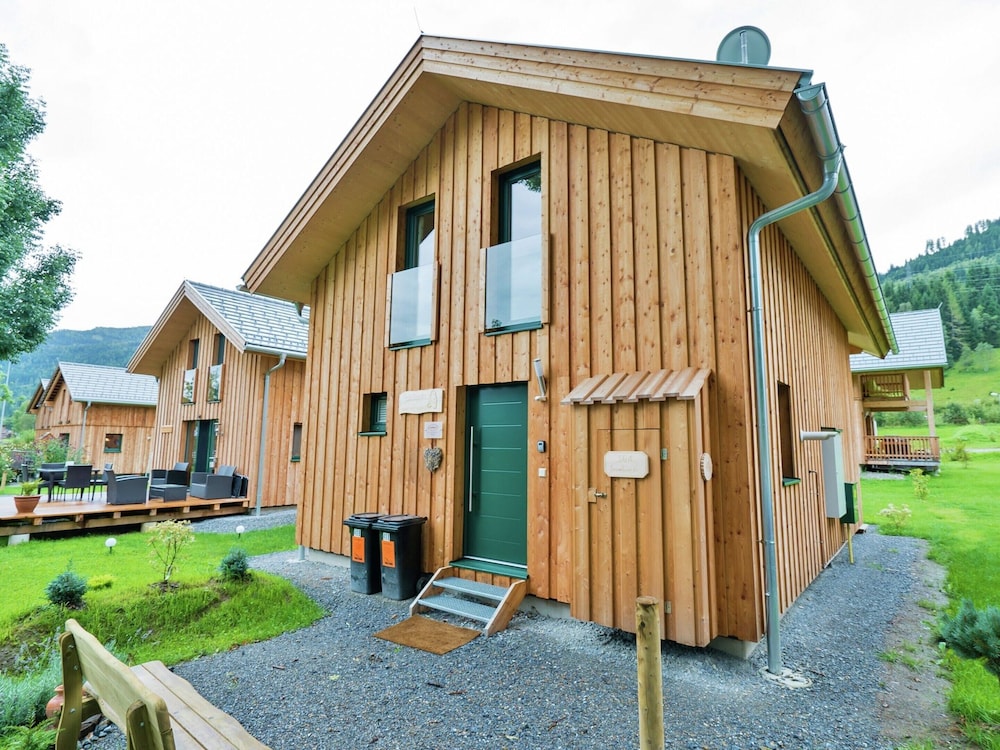 Spacious Chalet With Infrared Sauna