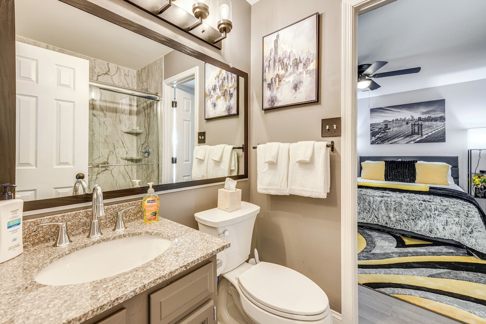5 Mi to Dtwn: Family-friendly Home in Richmond!