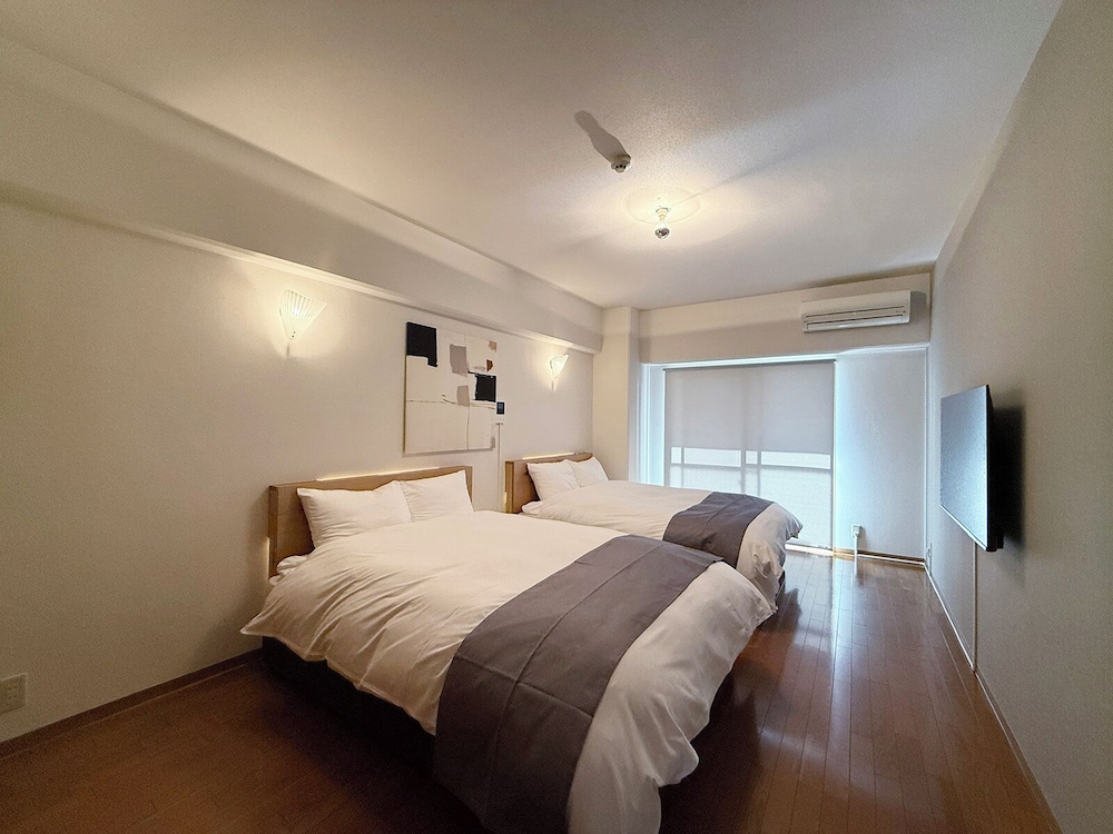 Grandeur Hamamoto 303