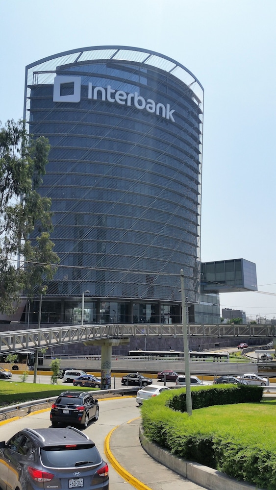 Eral Apartments Lima