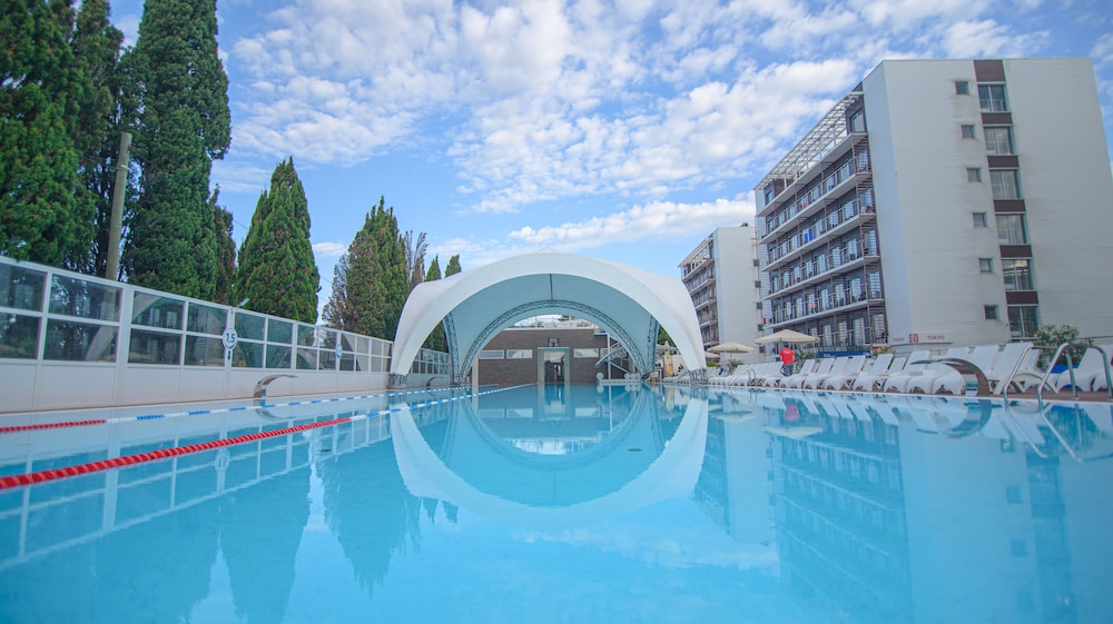 Bridge Resort