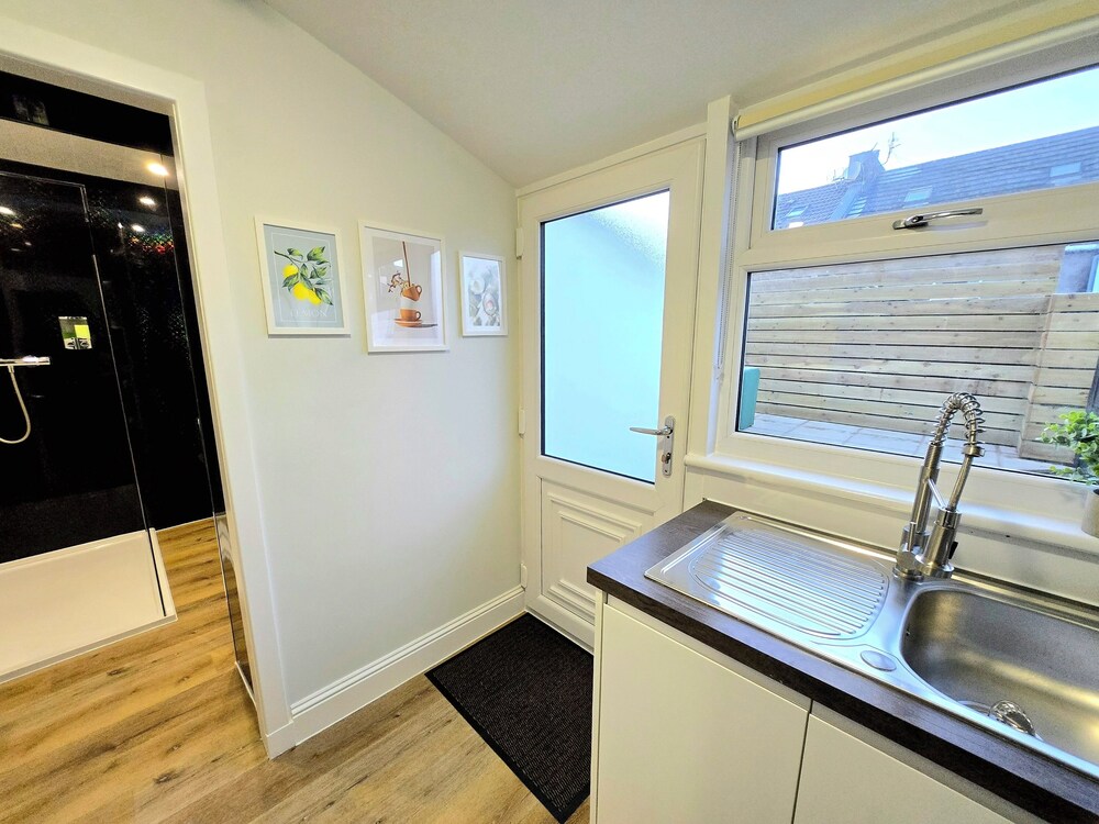 3-Bed Home in Glasgow