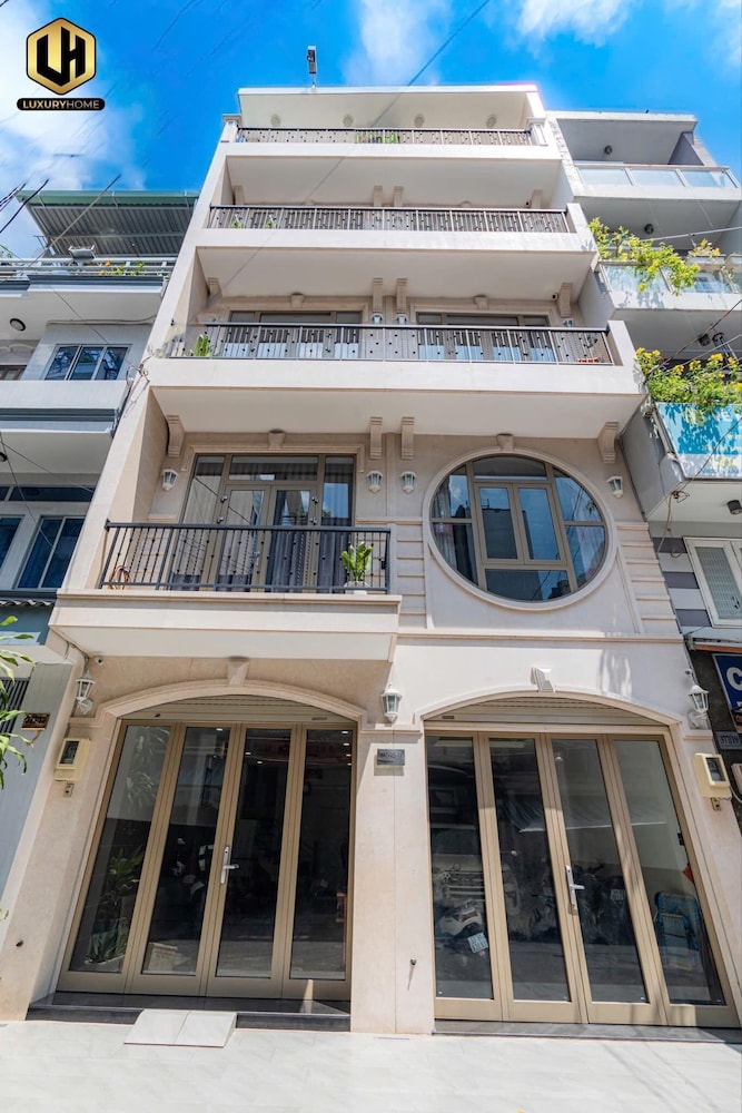 Luxury Condotel Sai Gon 2
