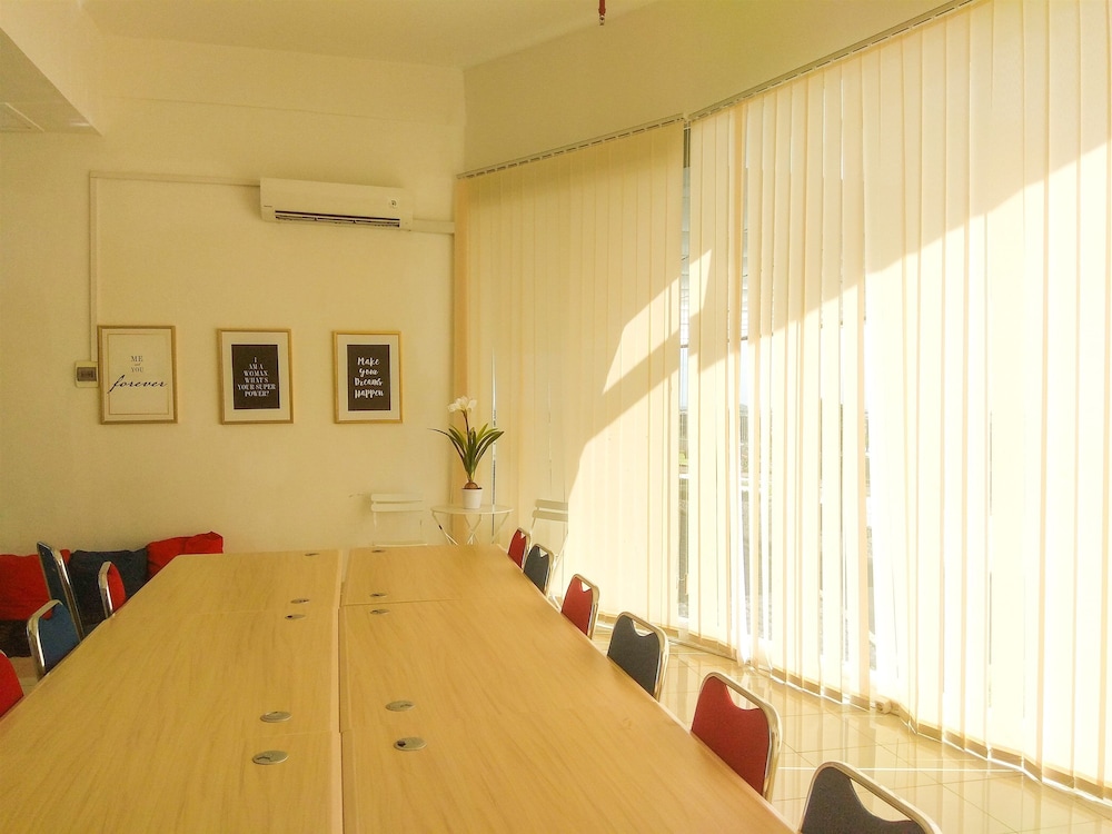meeting & event spaces