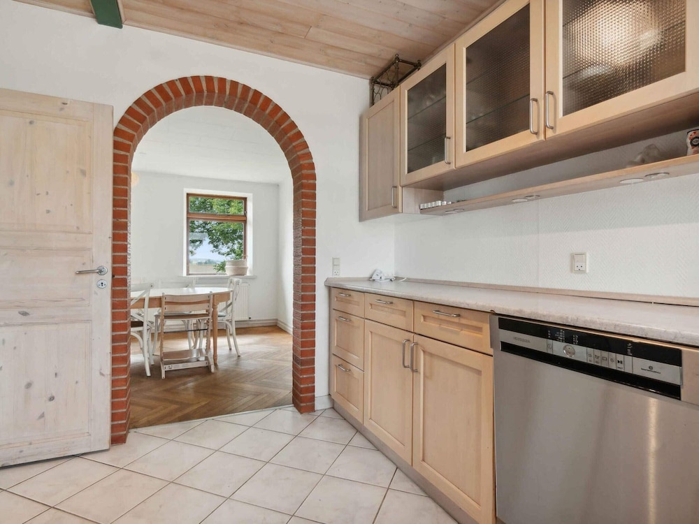 5 Star Holiday Home in Ronne