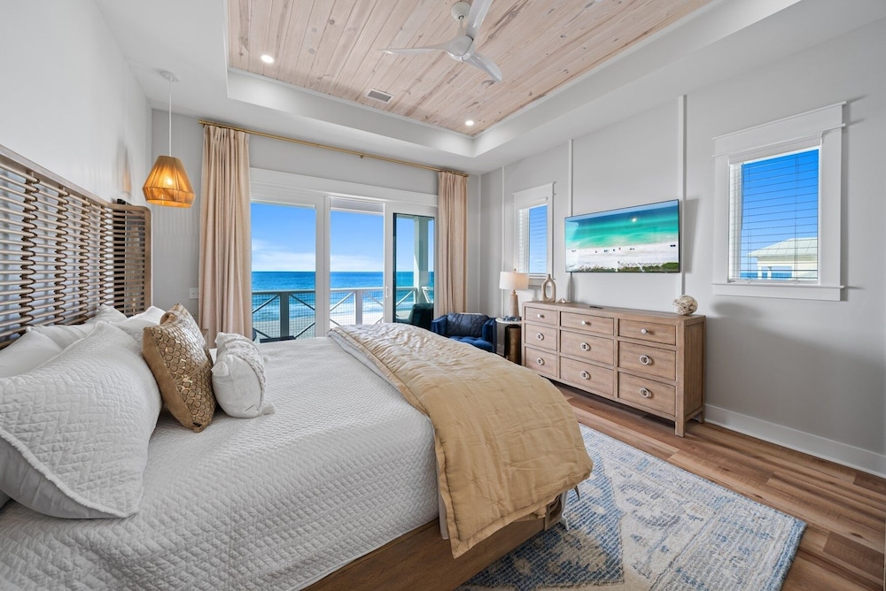 Blessing At Pier Park 6 Bedroom Home