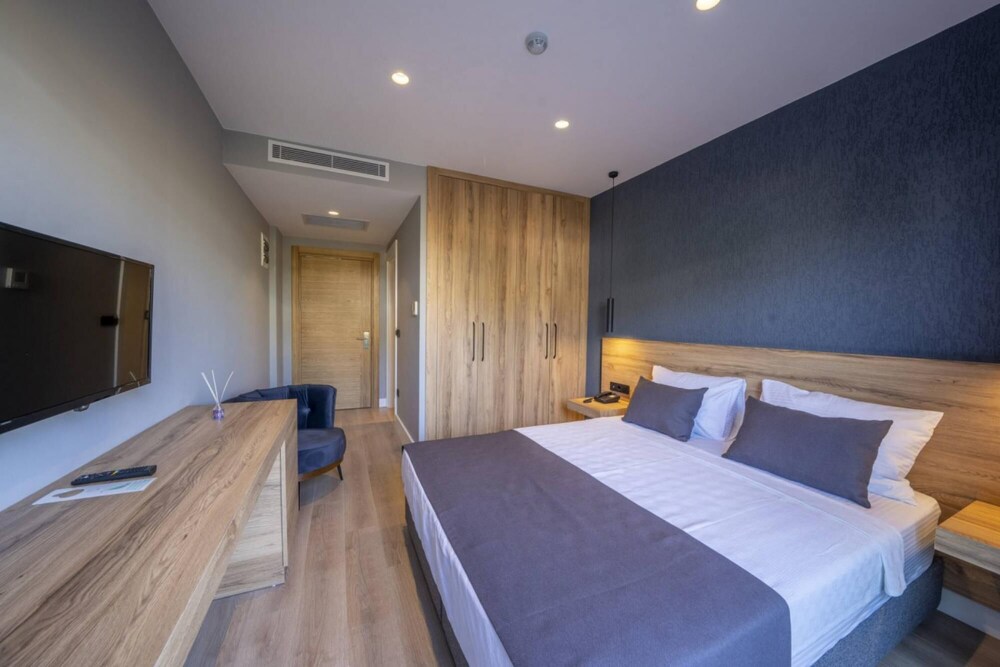 P2336 in Bodrum With 1 Bedrooms and 1 Bathrooms view 3