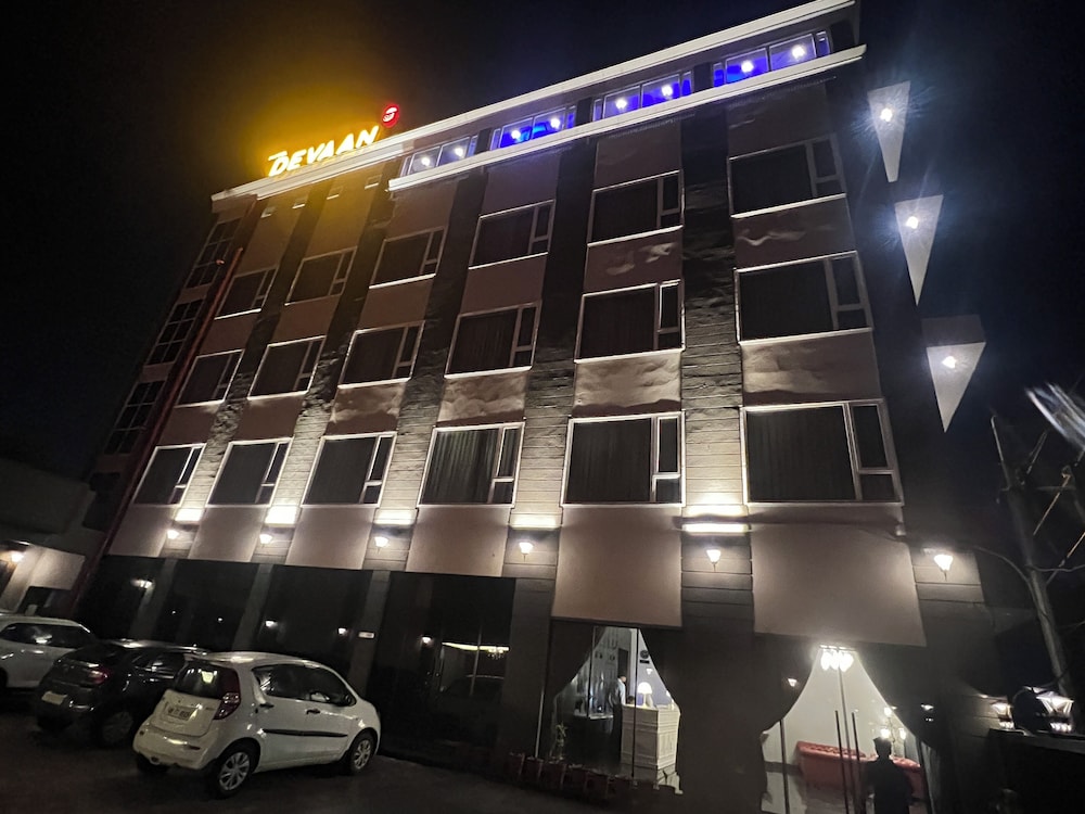 Hotel Devaan