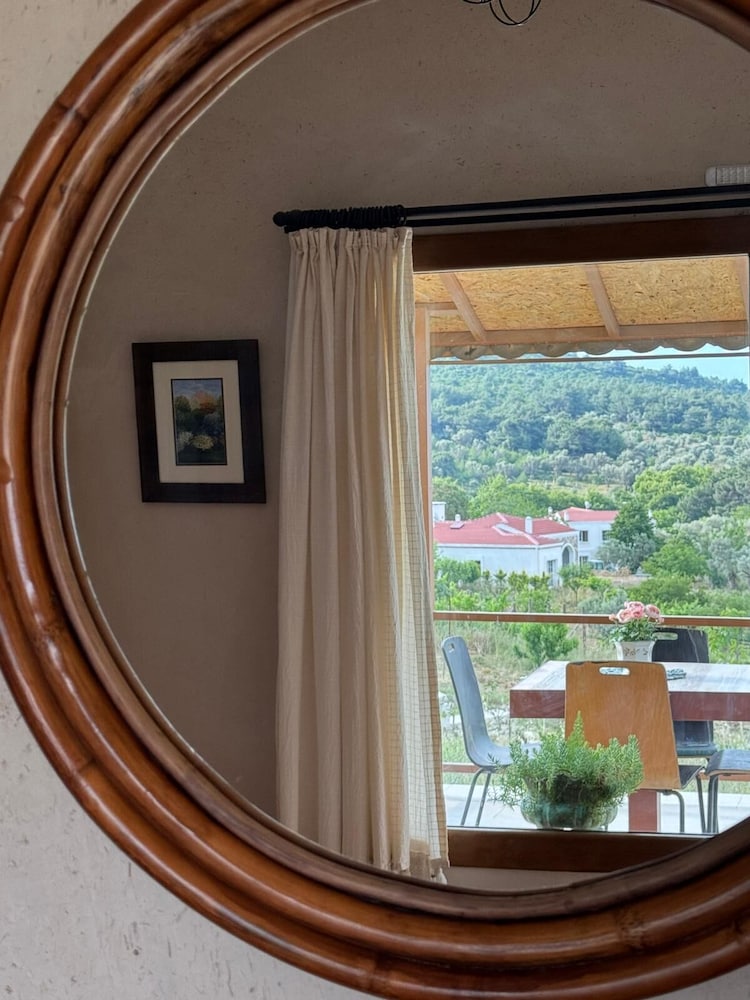 ÖZLEMKÖY