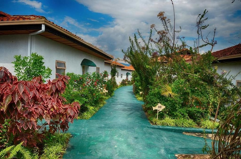 Kivu Lodge