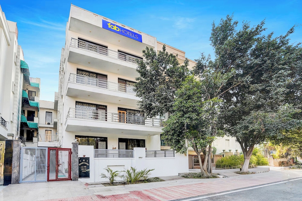 Fabhotel Sarala Residency