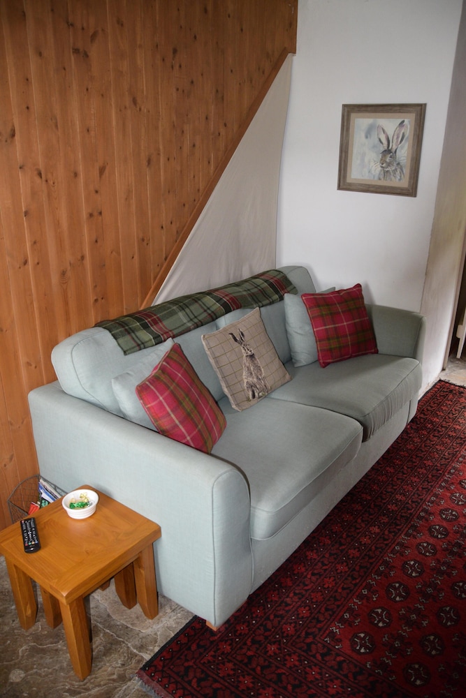 Sweetbriar Cottage B&B and Camping