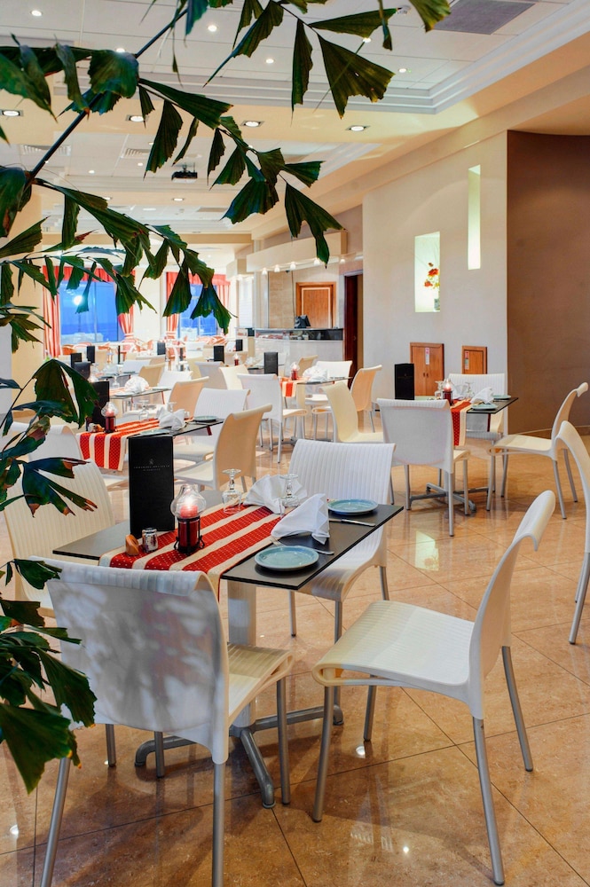 Mellieha Vacations - Paradise Bay Resort - Property Image 18